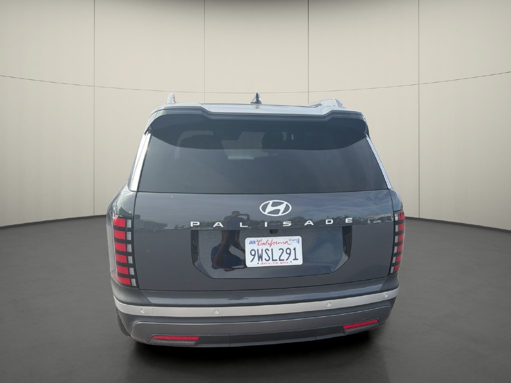 Used 2026 Hyundai Palisade SEL FWD image 6