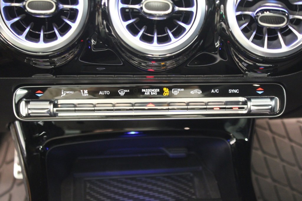 Used 2025 Mercedes-Benz CLA 35 AMG 4MATIC image 26