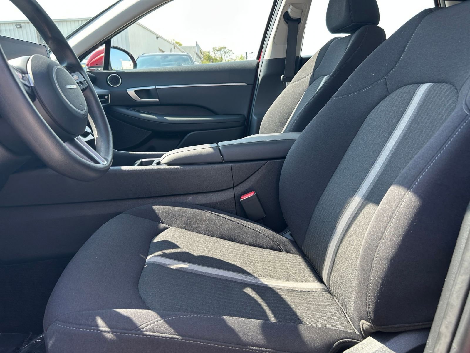 Used 2025 Hyundai Sonata SEL FWD image 22