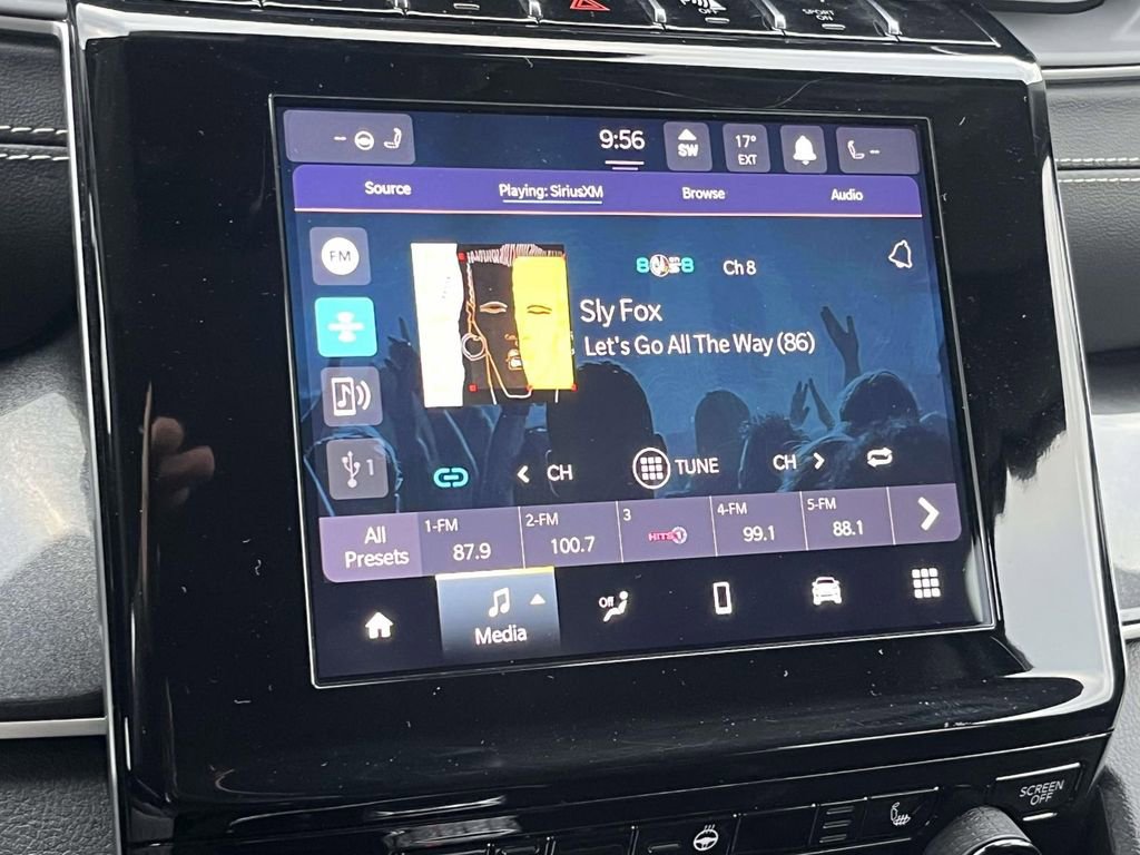 Used 2021 Jeep Grand Cherokee L Laredo w/ Luxury Tech Group I image 28