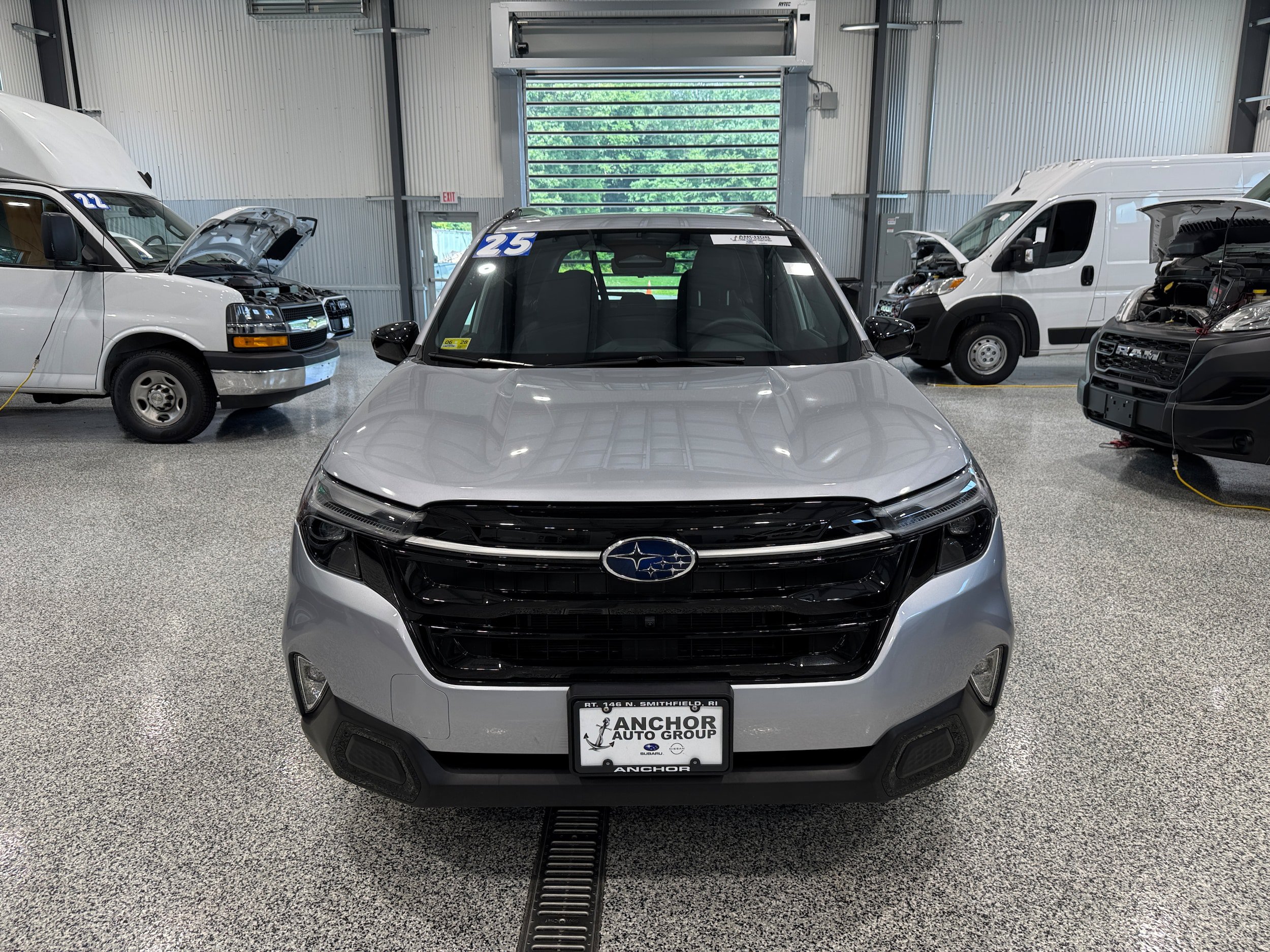 Used 2025 Subaru Forester Limited AWD/4WD image 2