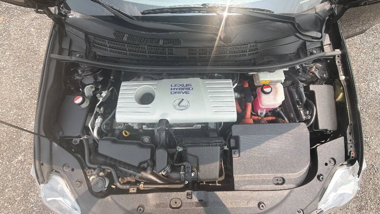 Used 2014 Lexus CT 200h w/ Seat Comfort Package FWD image 18
