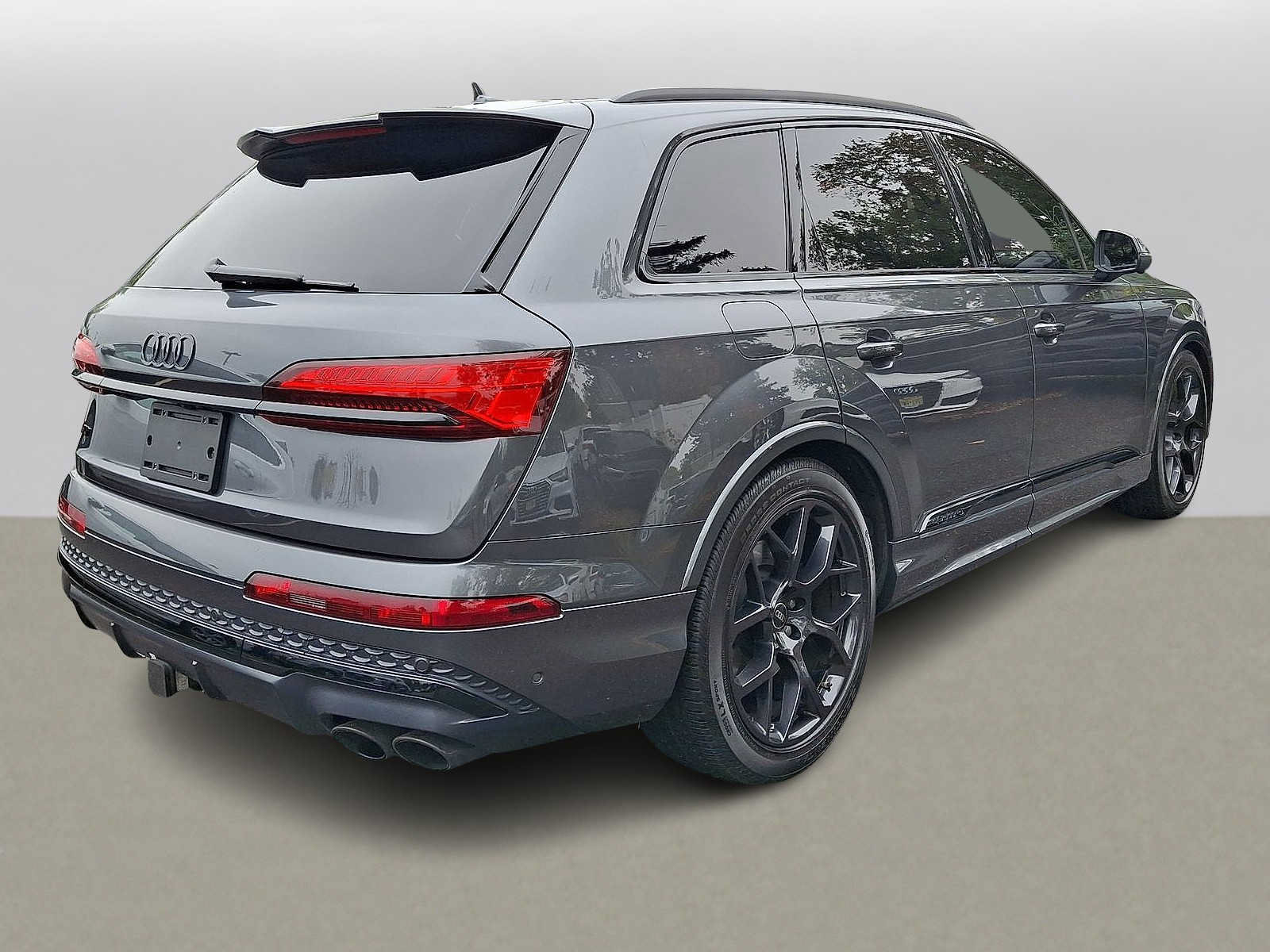 Used 2025 Audi SQ7 Premium Plus AWD/4WD image 31