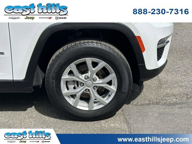 Certified 2023 Jeep Grand Cherokee Limited AWD/4WD image 10