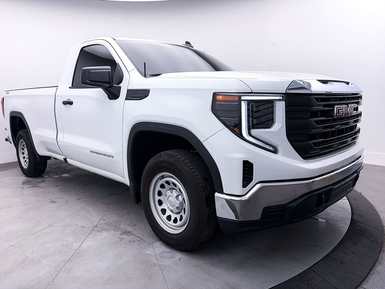 Used 2025 GMC Sierra 1500 AT4X image 10