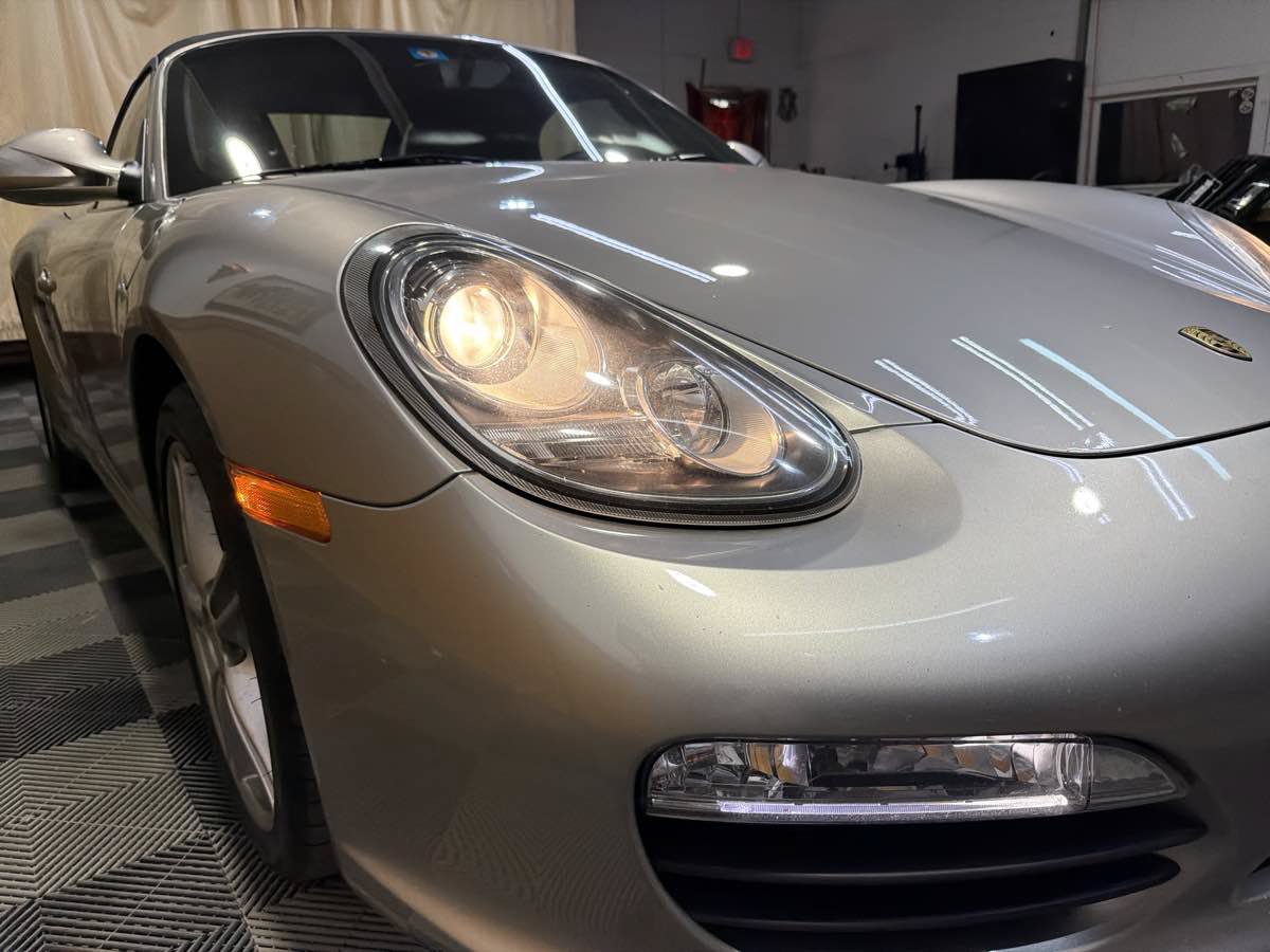 Used 2011 Porsche Boxster S RWD image 9