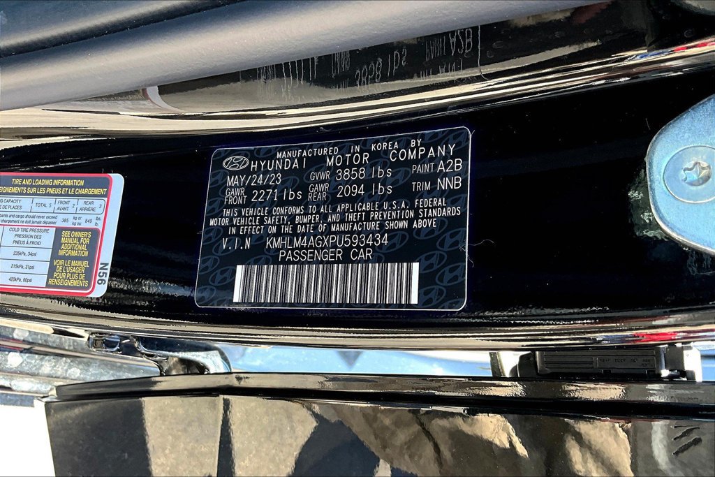 Certified 2023 Hyundai Elantra SEL FWD image 17