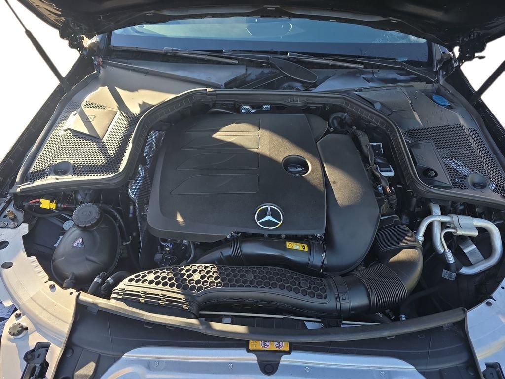 Used 2019 Mercedes-Benz C 300 4MATIC Sedan image 18