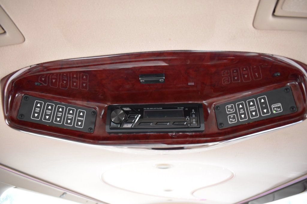 Used 2007 Lincoln Town Car Executive RWD image 26