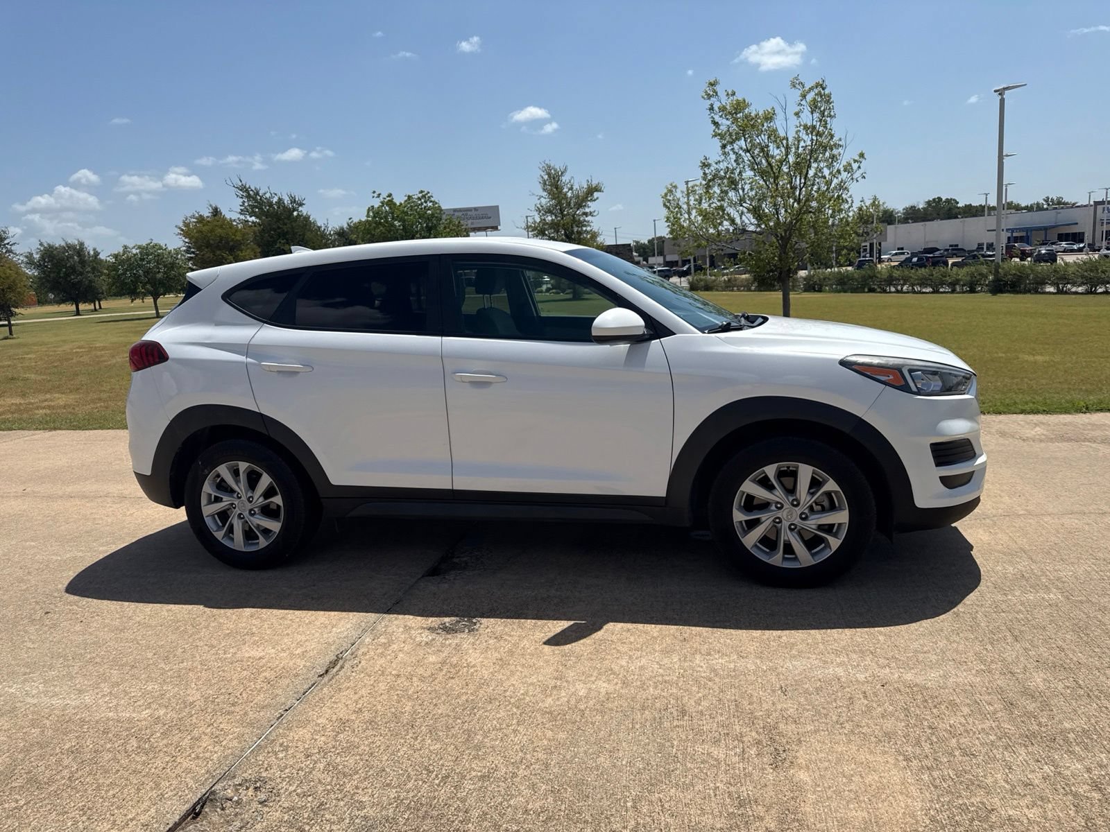 Used 2020 Hyundai Tucson SE w/ Cargo Package FWD image 11