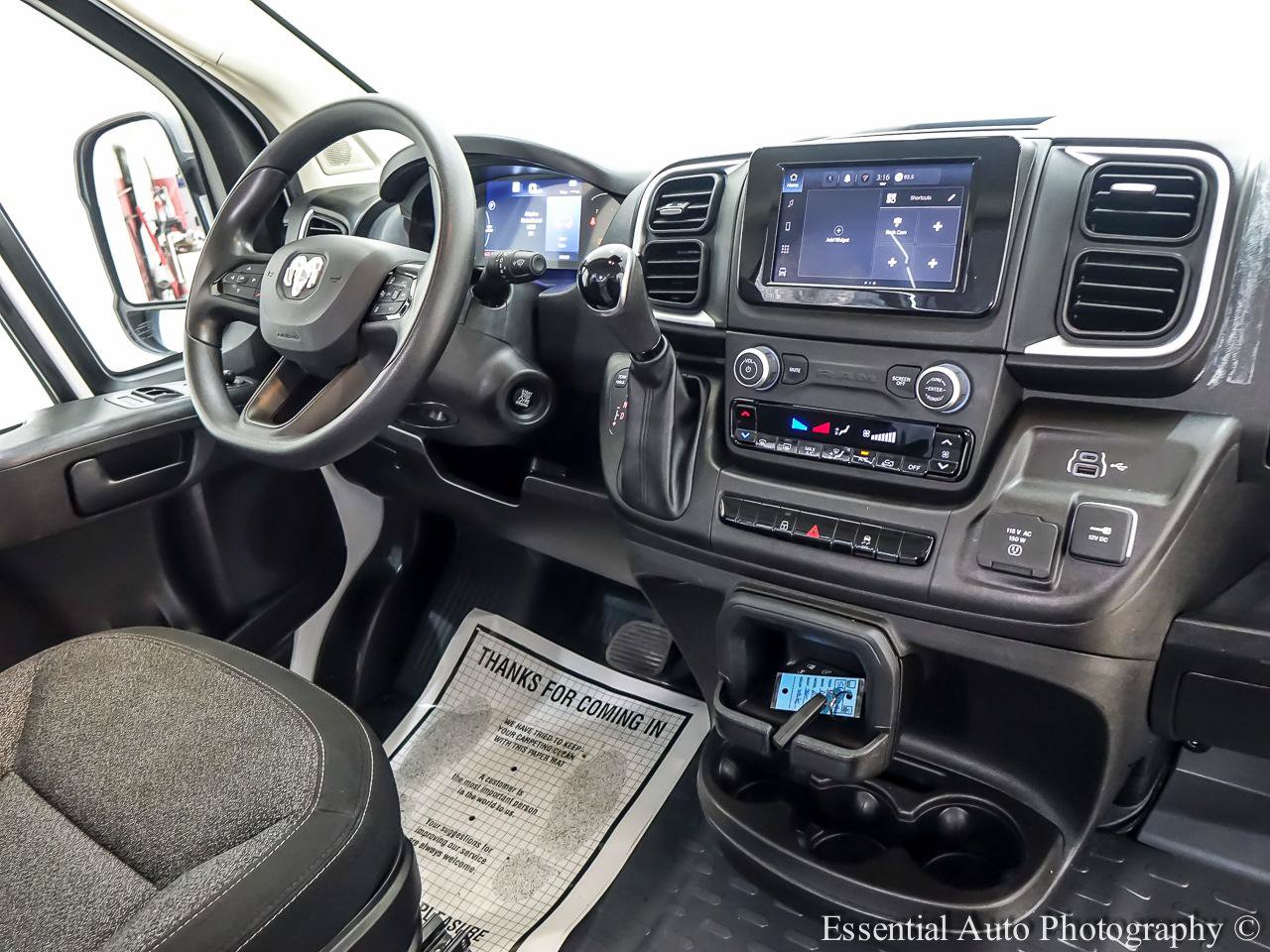 Used 2025 RAM ProMaster 3500 w/ Quick Order Package 22G SLT FWD image 18