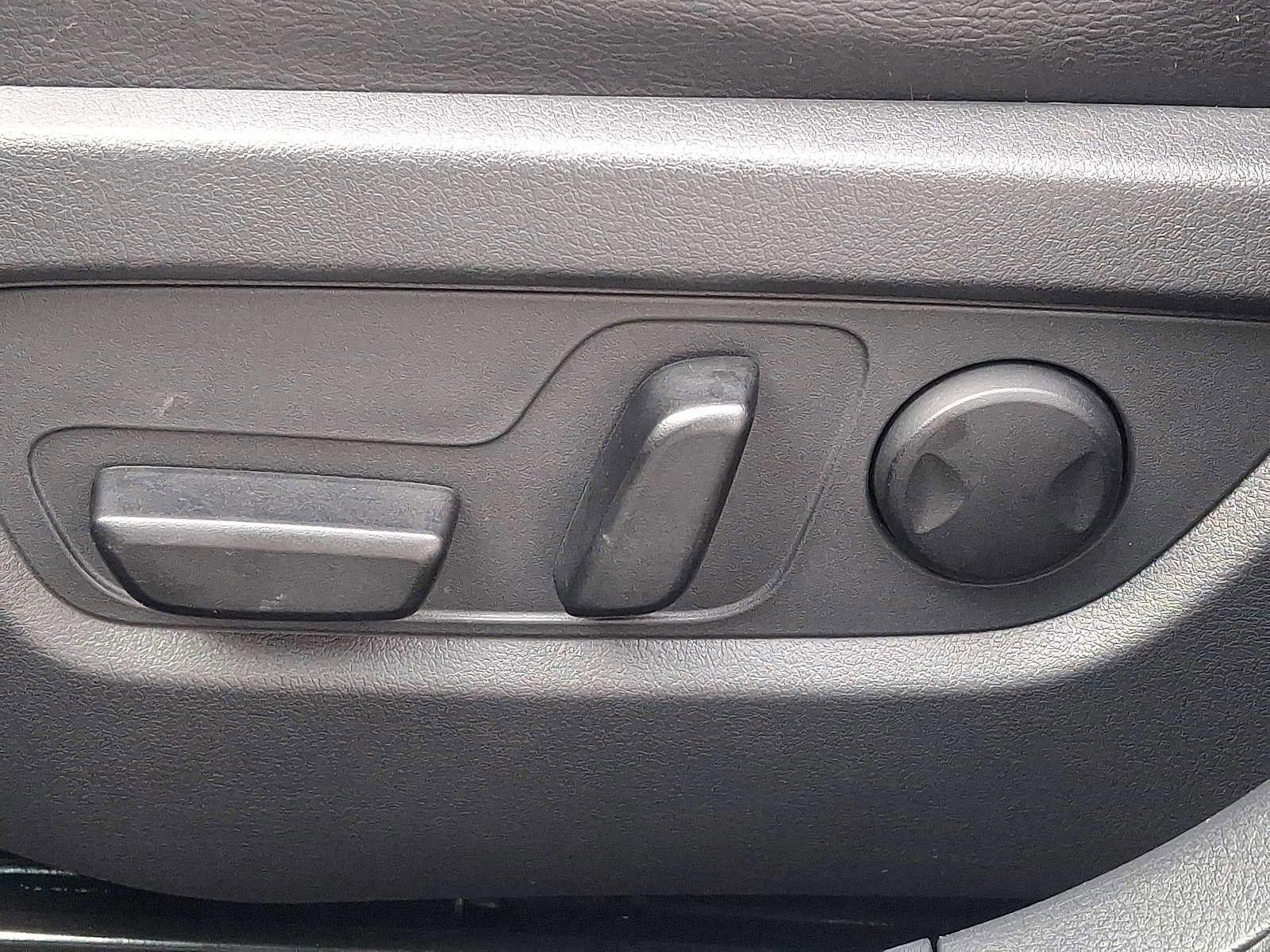 Used 2025 MAZDA CX-50 AWD 2.5 S w/ Weather Package image 26