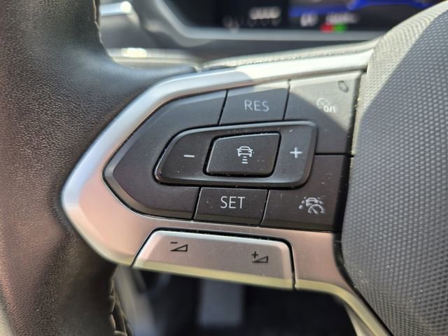 Used 2022 Volkswagen Tiguan SE image 27