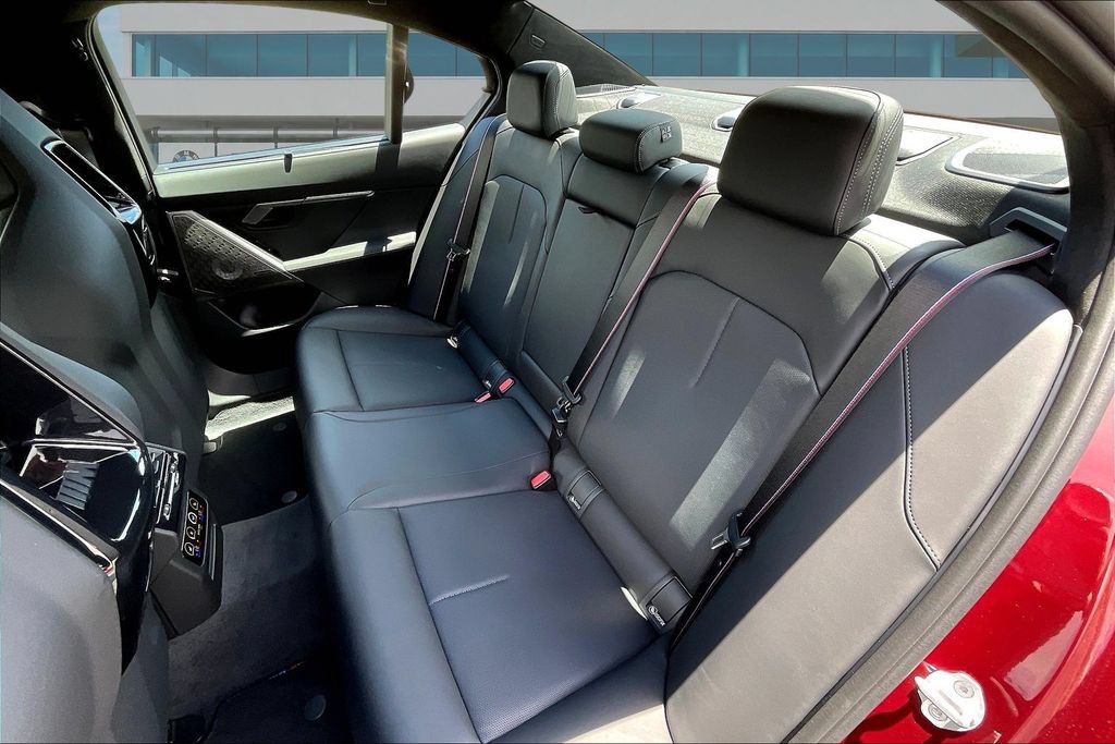 New 2027 BMW M5 w/ Carbon Package AWD/4WD image 22