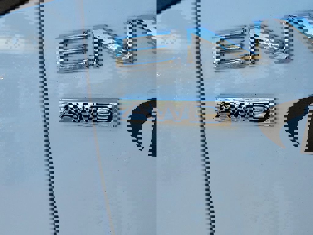 Used 2023 Buick Envision Preferred image 6