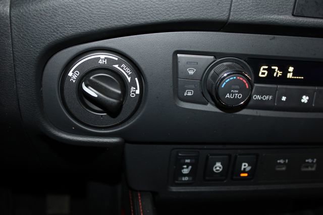 Used 2023 Nissan Frontier PRO-4X w/ Pro Convenience Package AWD/4WD image 17