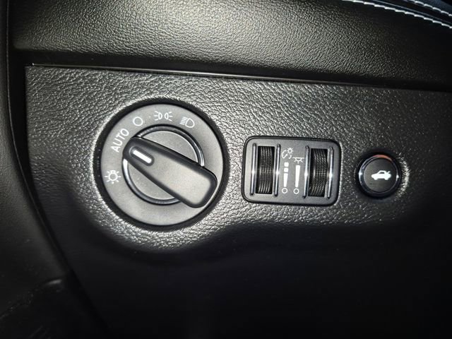 Used 2021 Dodge Challenger SRT Hellcat Redeye image 23