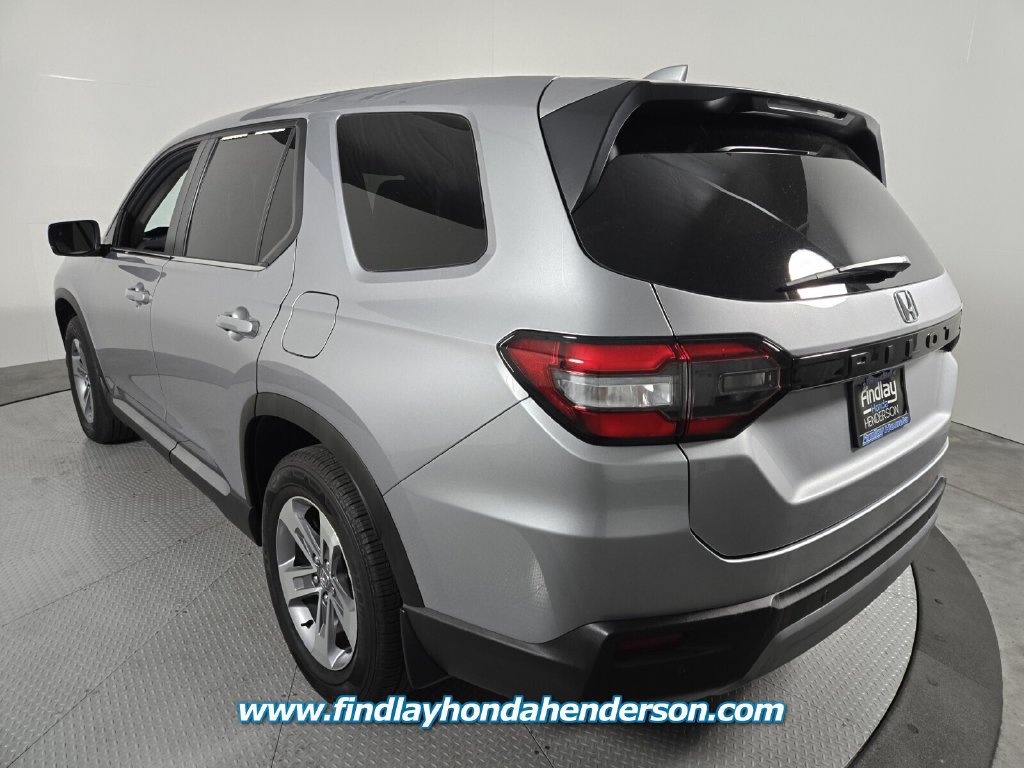 Certified 2025 Honda Pilot EX-L image 4