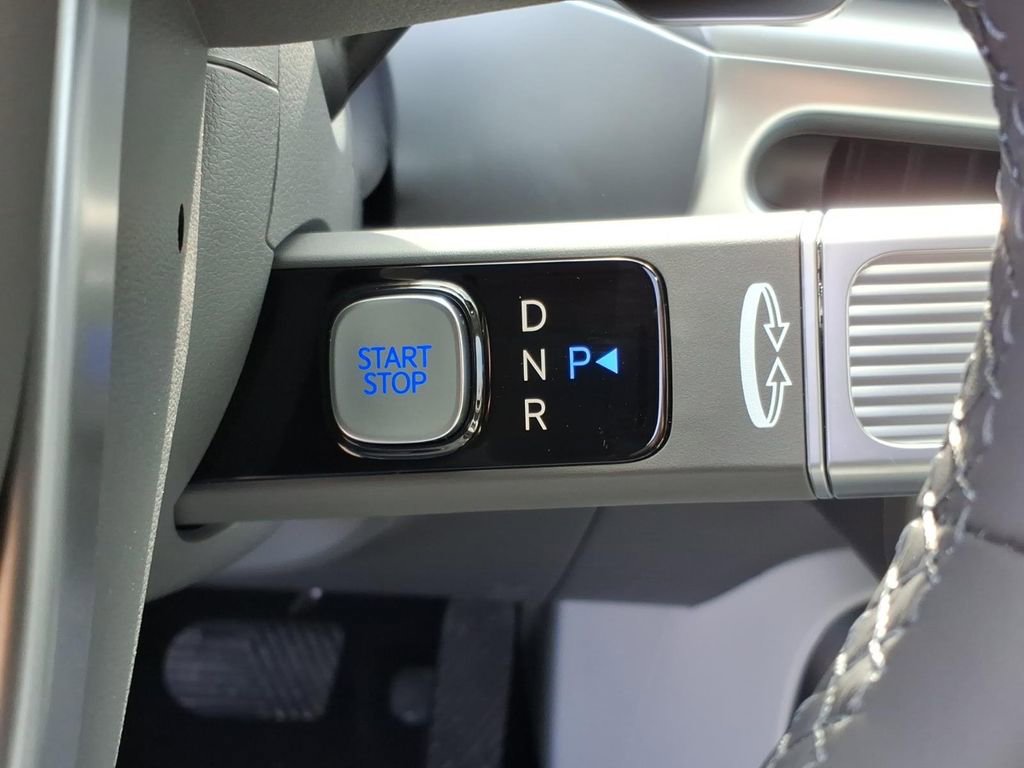 New 2026 Hyundai Ioniq 9 Limited image 13