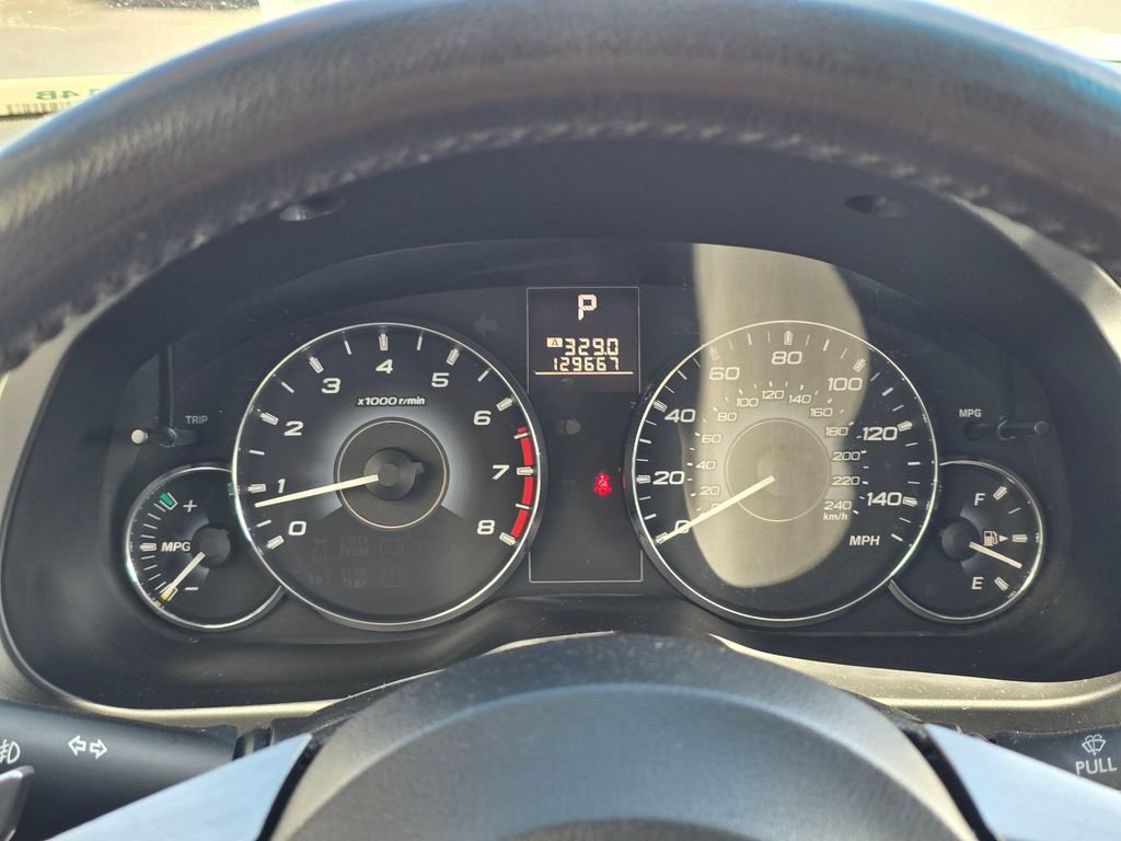Used 2010 Subaru Outback 2.5i Premium AWD/4WD image 16