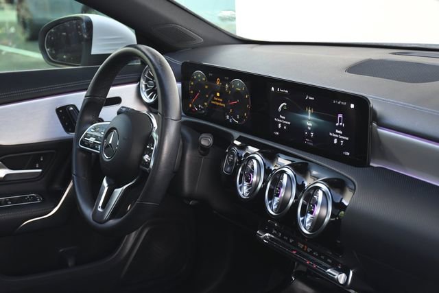 Used 2023 Mercedes-Benz CLA 250 image 29