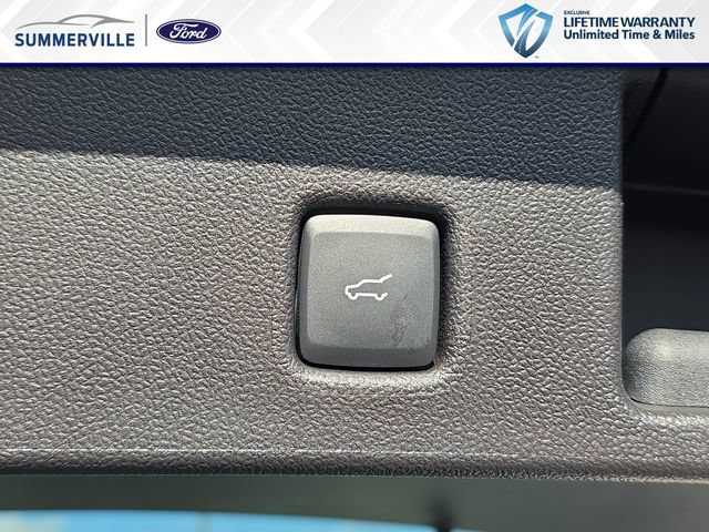 New 2026 Ford Escape ST-Line w/ Tech Pack #1 FWD image 15