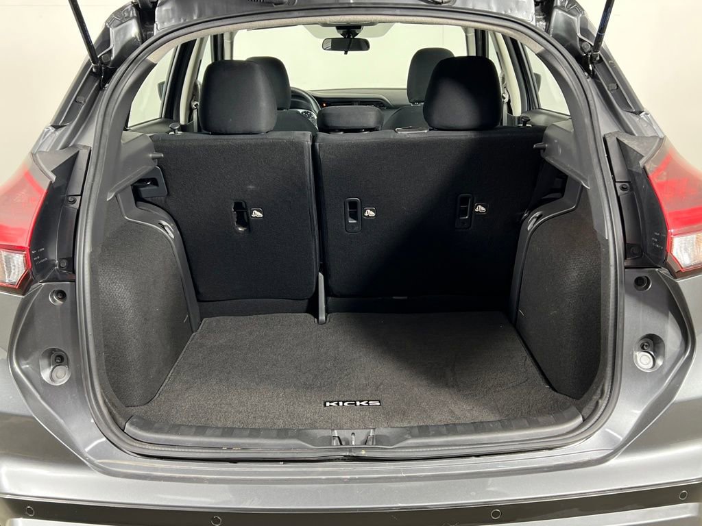 Used 2025 Nissan Kicks Play S image 18