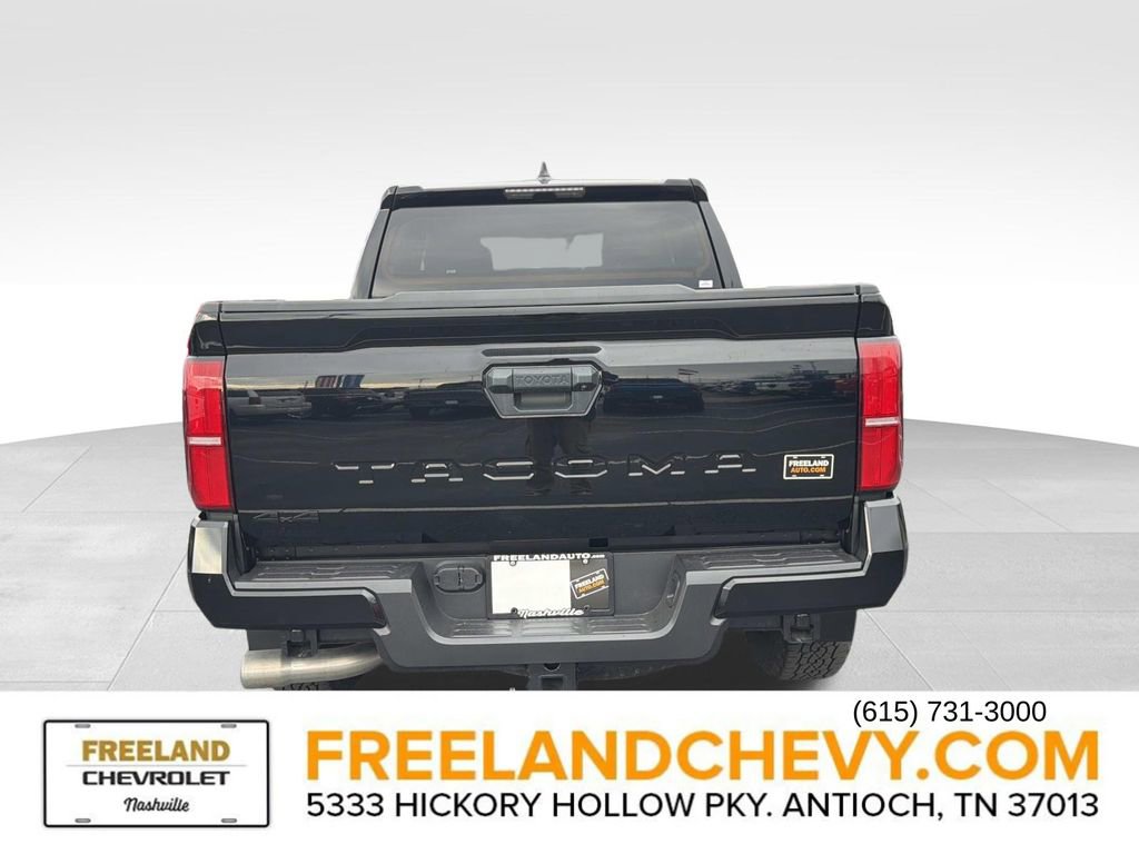 Used 2024 Toyota Tacoma TRD Sport image 4