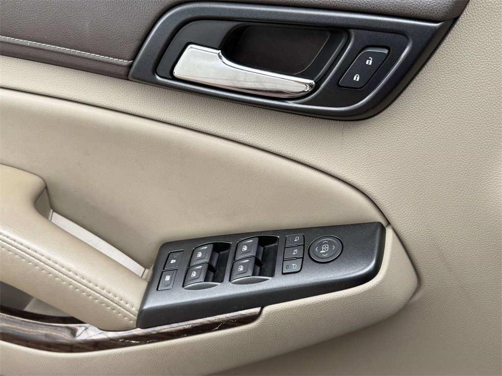 Used 2016 GMC Yukon SLT w/ Open Road Package image 19