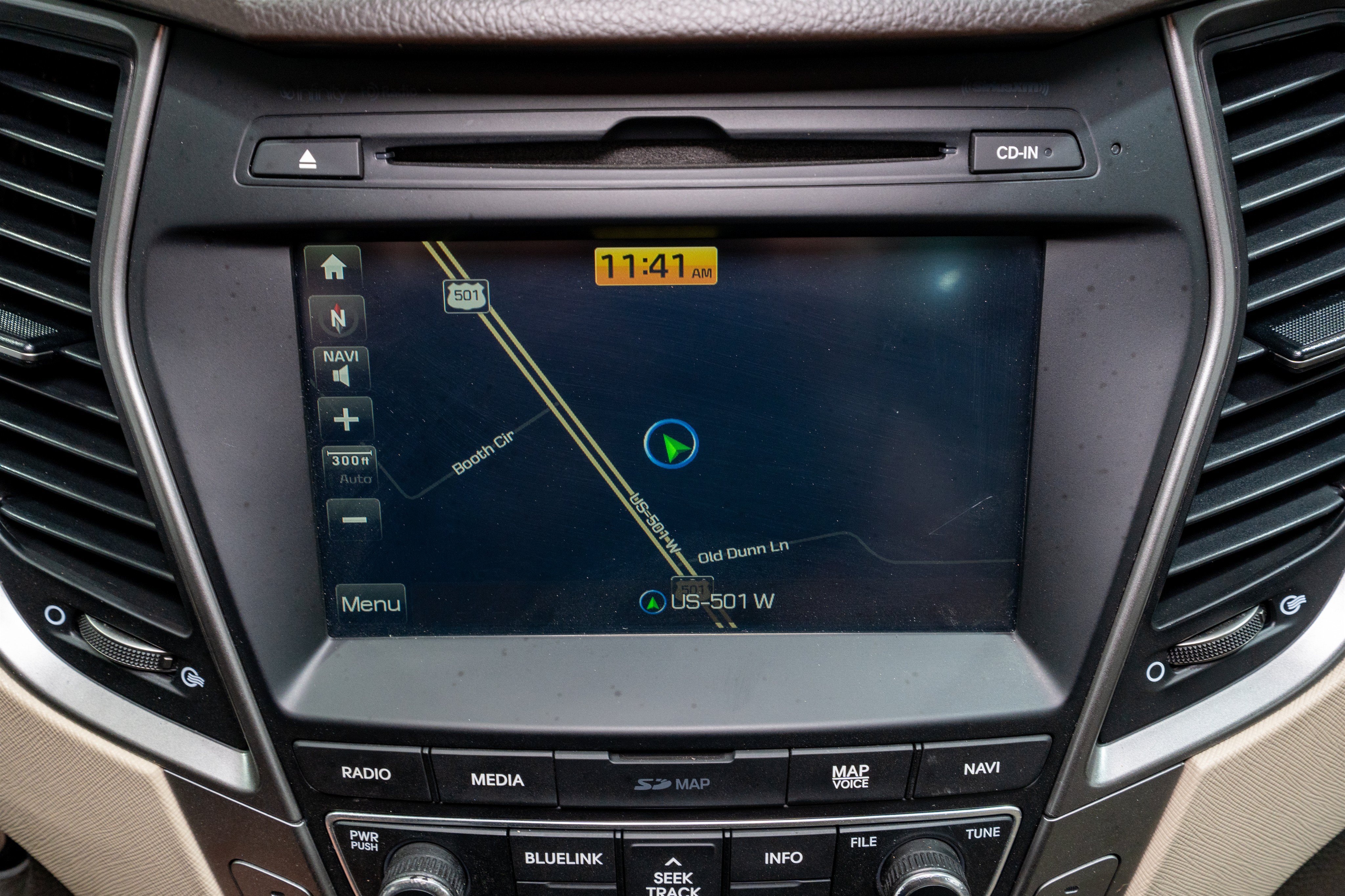 Used 2017 Hyundai Santa Fe Sport FWD image 18