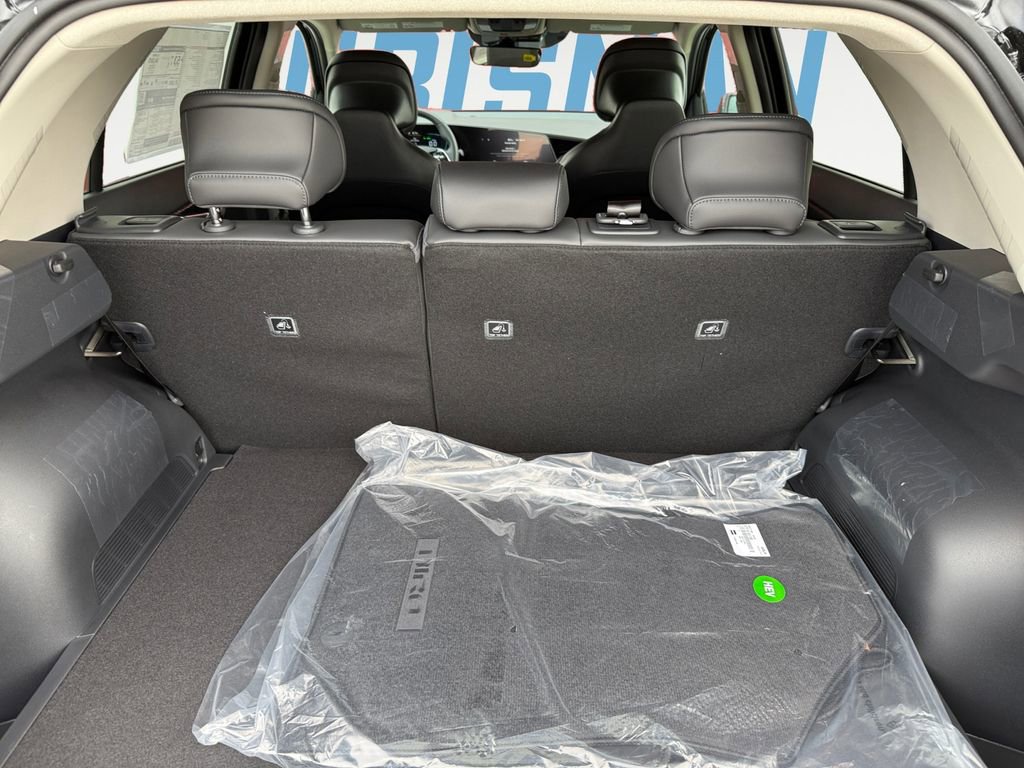 New 2025 Kia Niro EX image 16