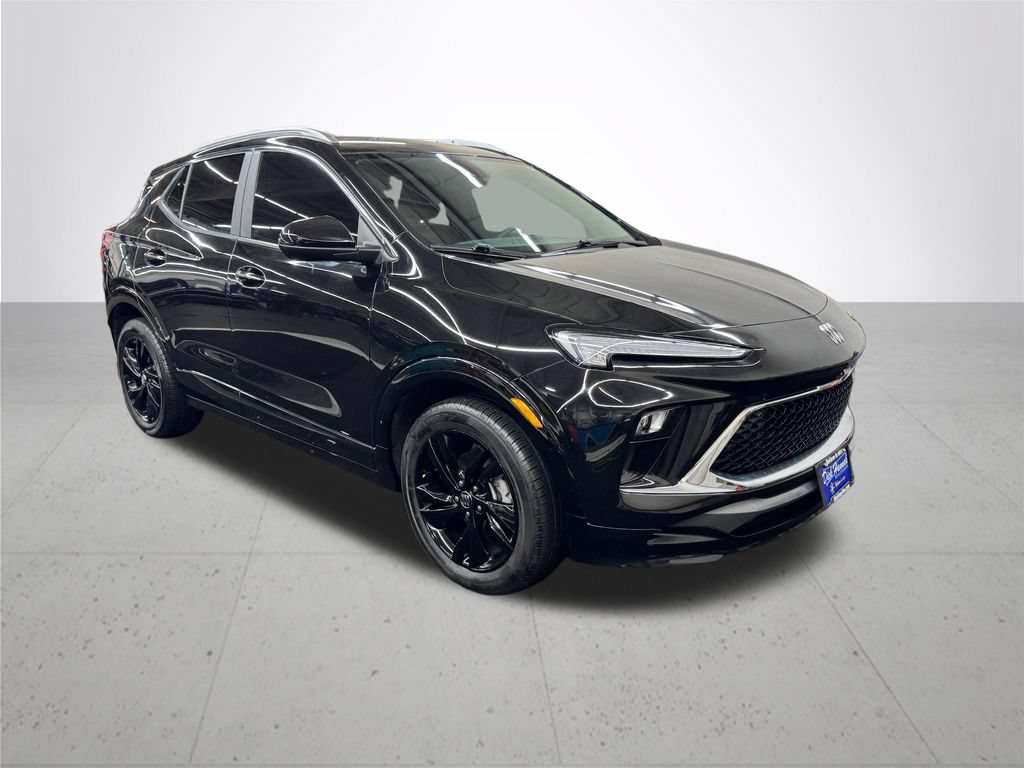 Used 2024 Buick Encore GX Sport Touring FWD image 9