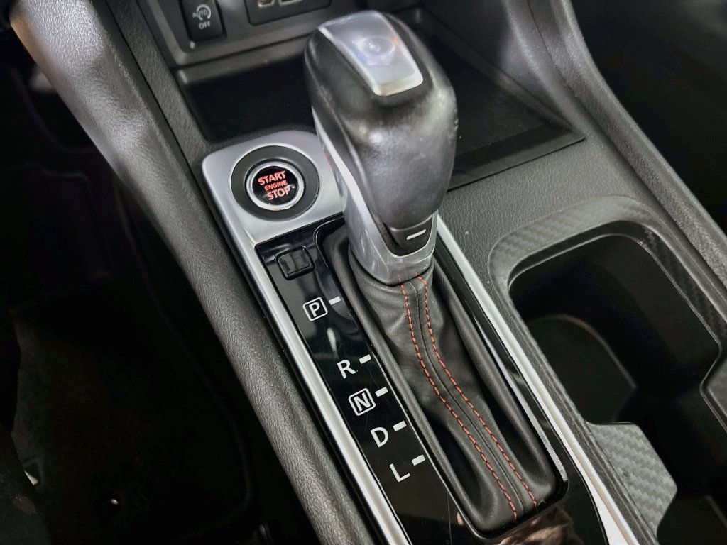Used 2025 Nissan Sentra SR FWD image 17