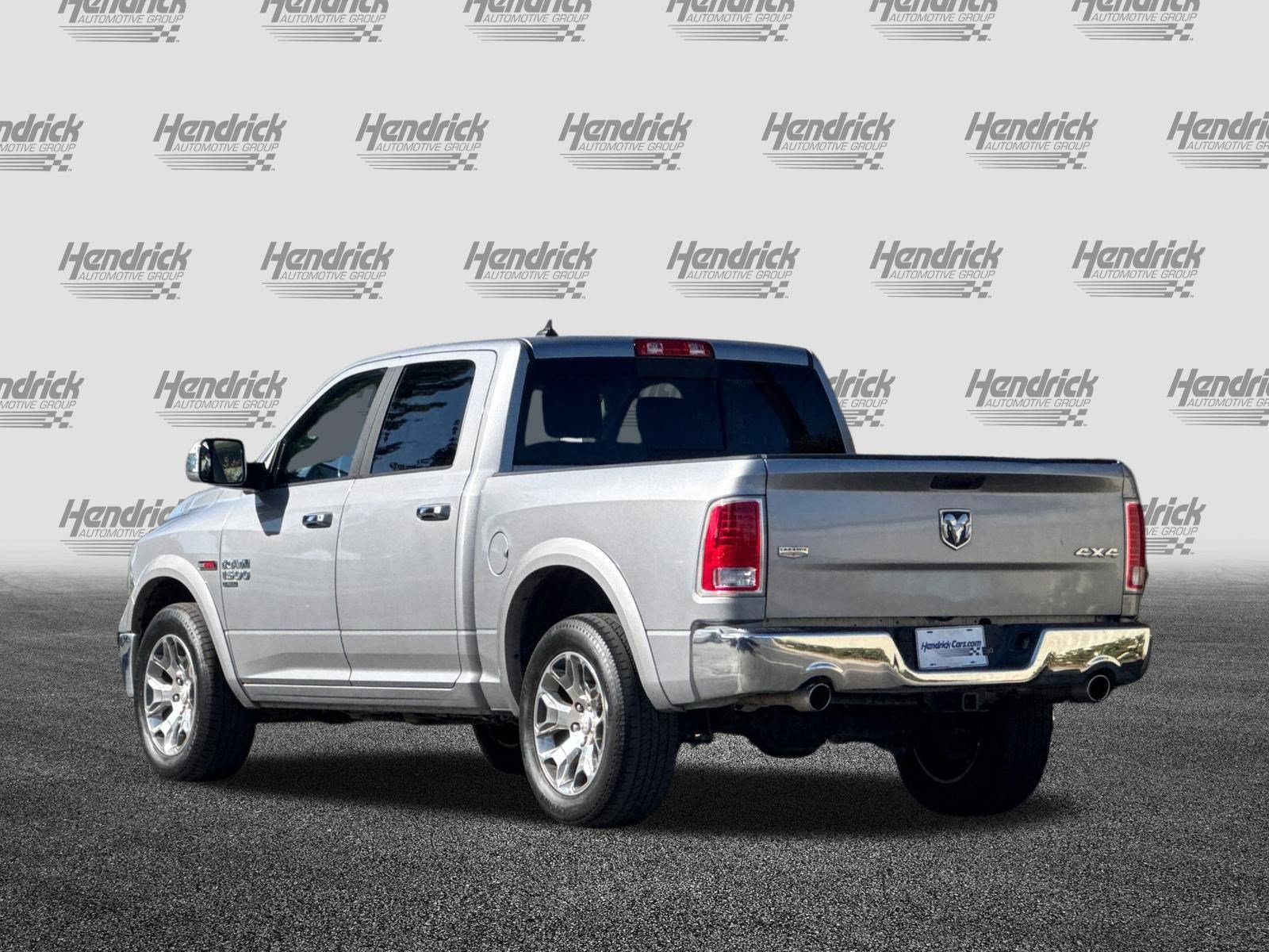 Used 2019 RAM 1500 Laramie AWD/4WD image 7