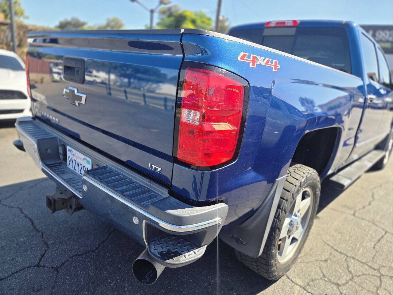 Used 2017 Chevrolet Silverado 2500 LTZ w/ Duramax Plus Package AWD/4WD image 13