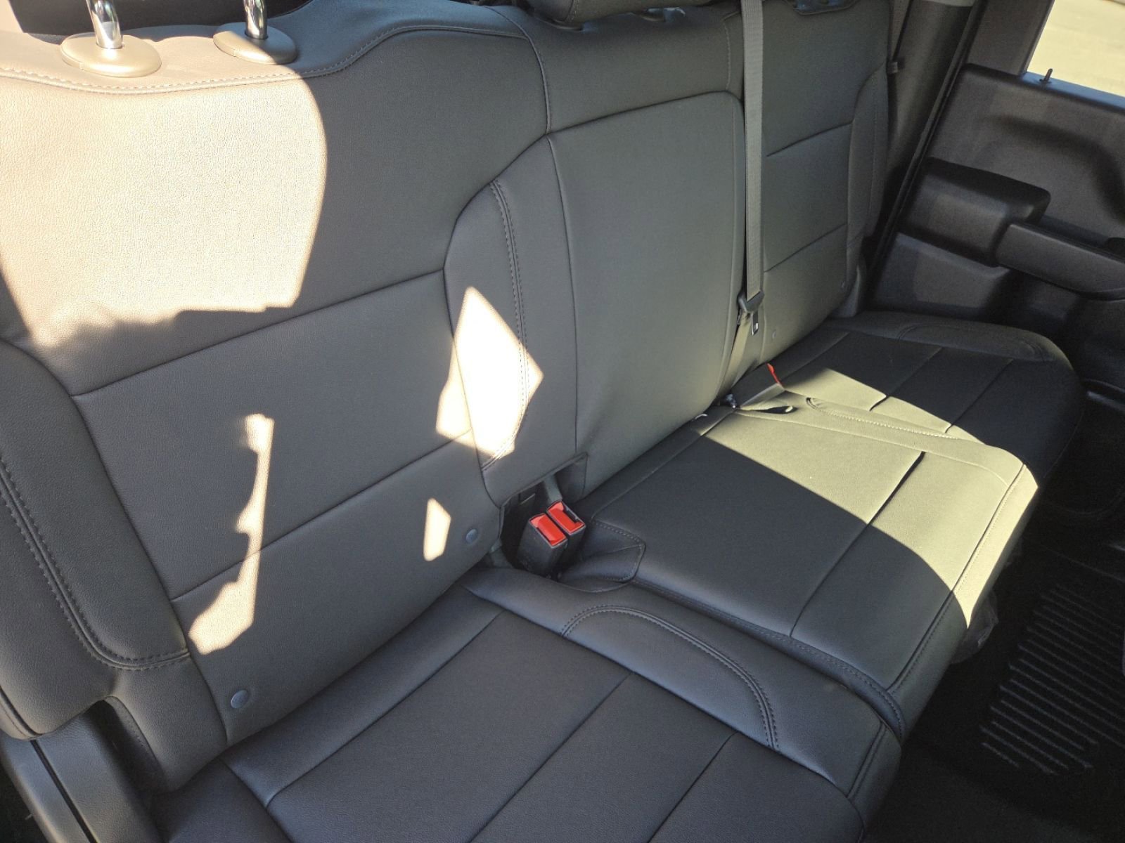 New 2026 GMC Sierra 2500 Pro w/ Convenience Package image 25