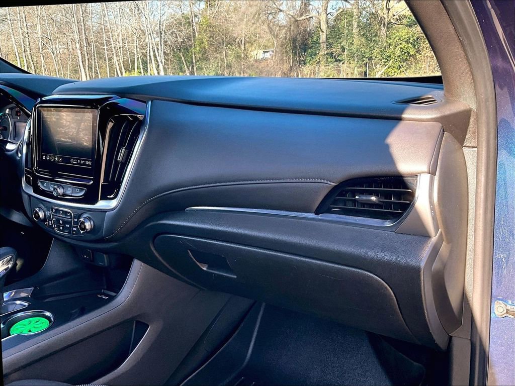 Certified 2022 Chevrolet Traverse LT image 27