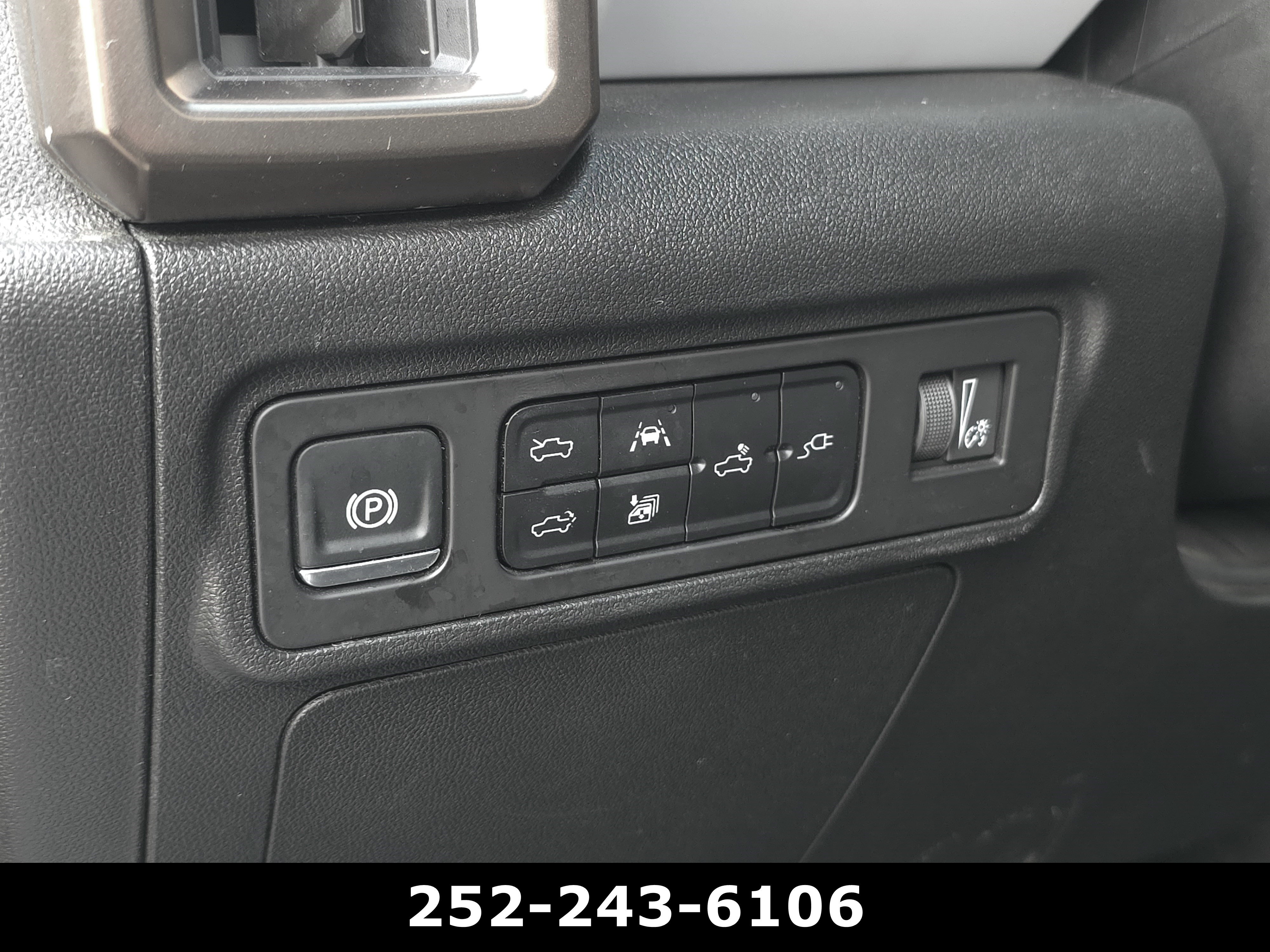 Used 2025 GMC Hummer EV 3X w/ Battery Pack, 24 Module Pack AWD/4WD image 32