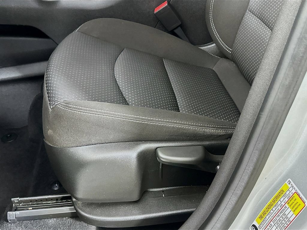 Used 2022 GMC Terrain SLE AWD/4WD image 25