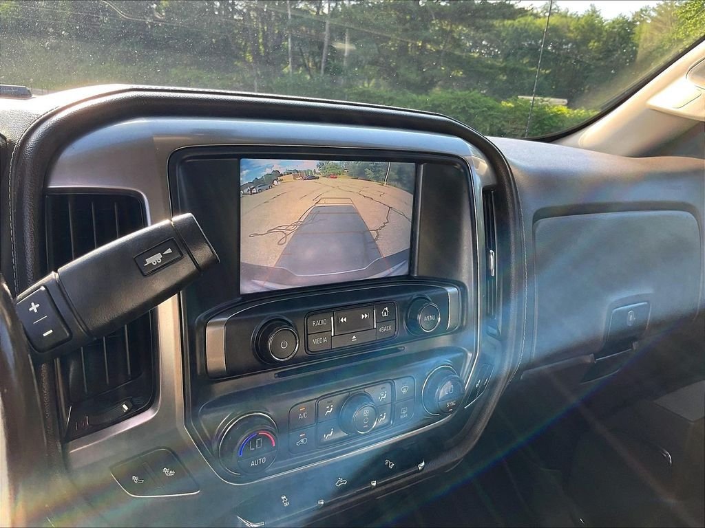 Used 2018 Chevrolet Silverado 1500 LTZ Z71 AWD/4WD image 19