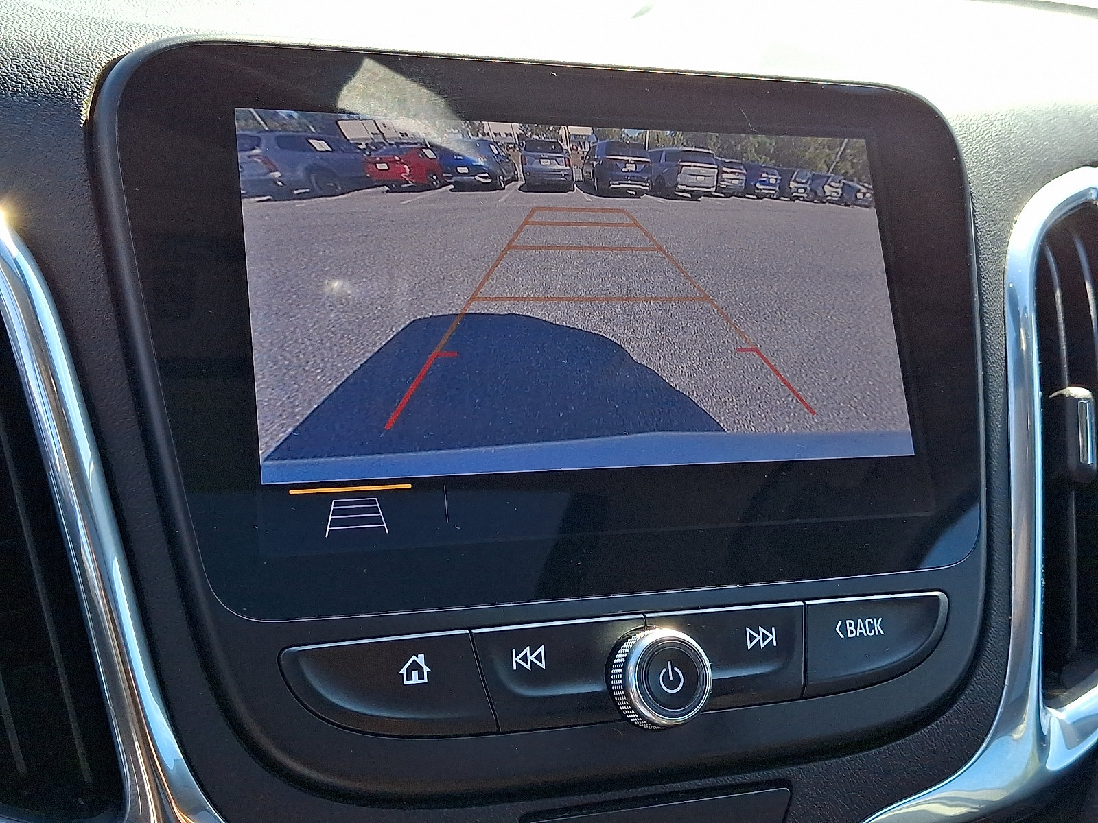 Used 2020 Chevrolet Equinox LT w/ Sport Edition AWD/4WD image 19