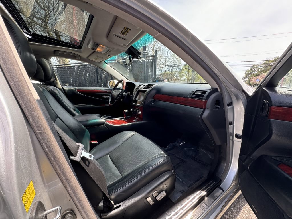 Used 2012 Lexus LS 460 AWD w/ Luxury Value Edition image 18