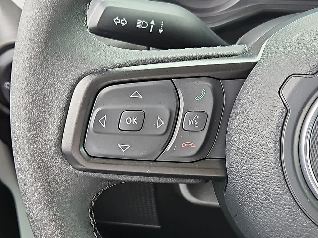 Used 2025 Jeep Wrangler Unlimited Sport AWD/4WD image 19