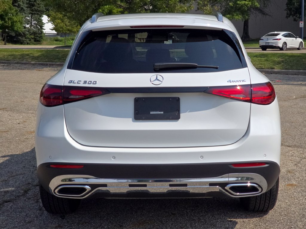 Certified 2026 Mercedes-Benz GLC 300 4MATIC image 17