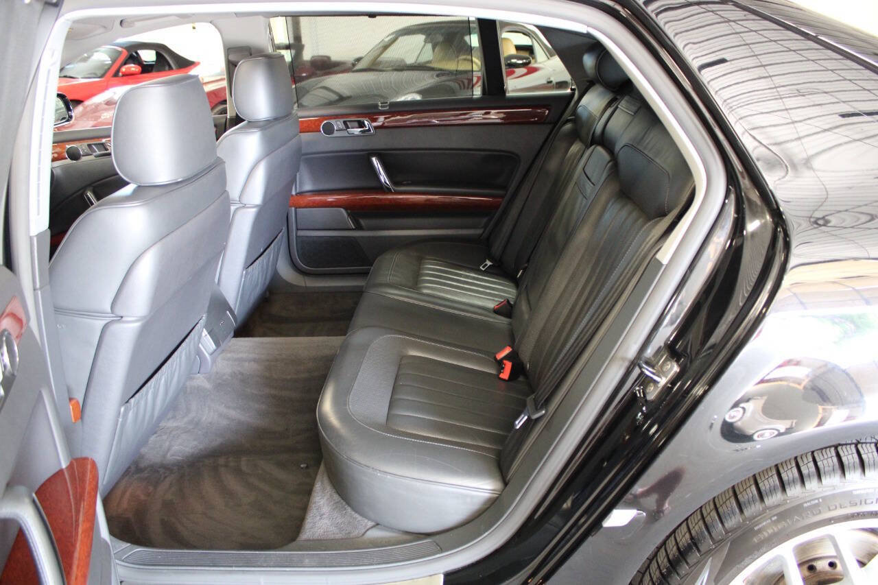 Used 2004 Volkswagen Phaeton V8 AWD/4WD image 34