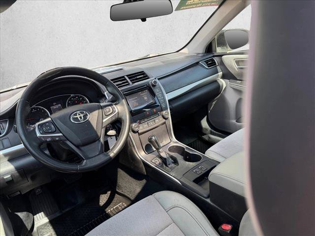 Used 2015 Toyota Camry XSE w/ Moonroof Package FWD image 9