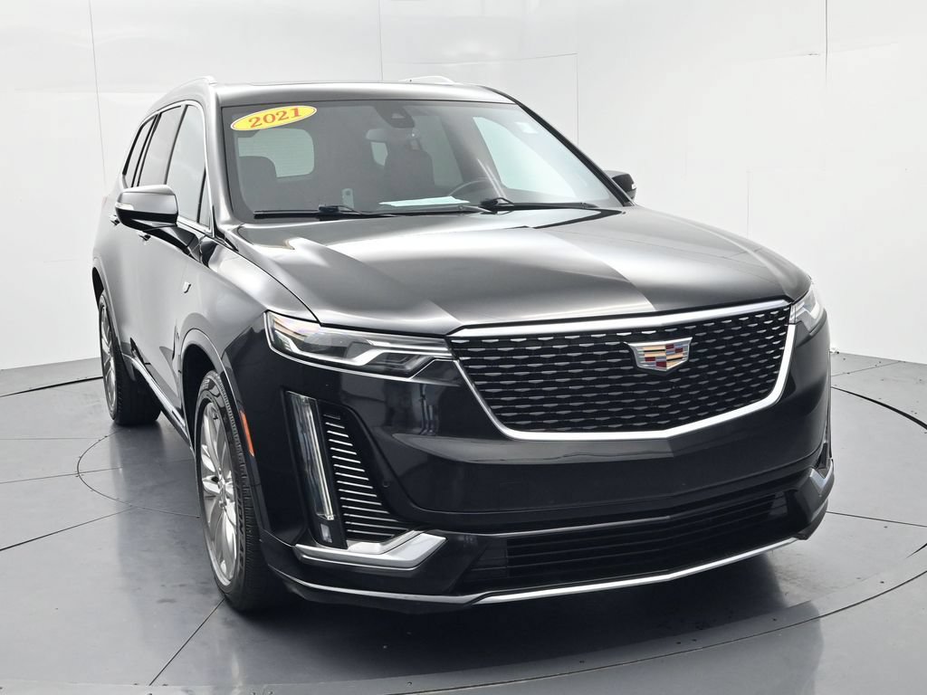 Used 2021 Cadillac XT6 Premium Luxury AWD/4WD image 2