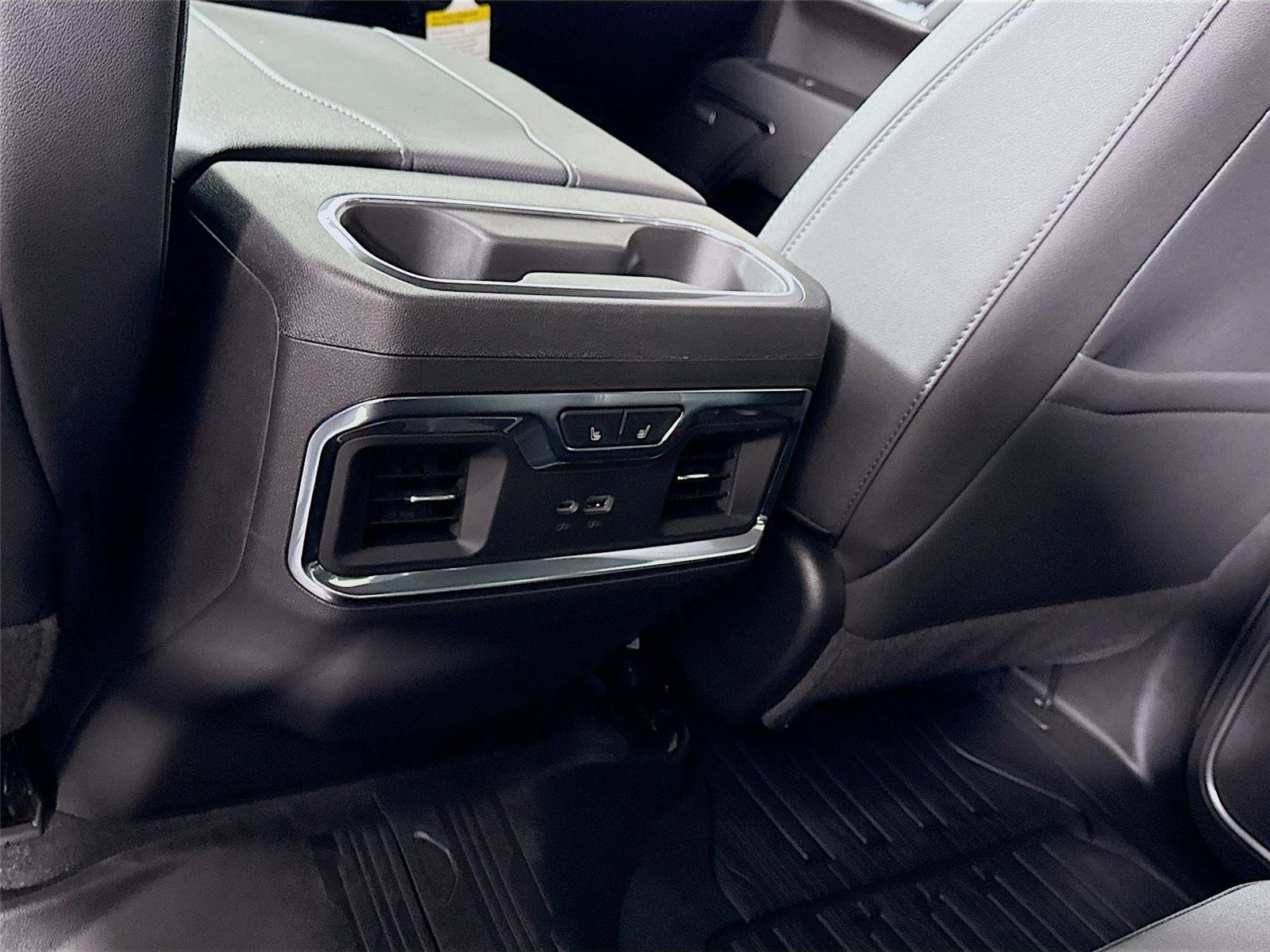 New 2026 GMC Sierra 1500 SLT image 20