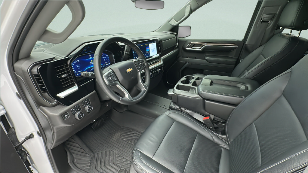 Used 2023 Chevrolet Silverado 1500 LT AWD/4WD image 13