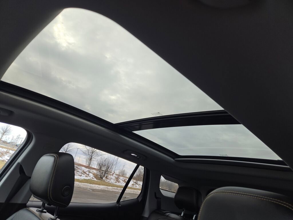 Used 2021 GMC Terrain SLT w/ Infotainment Package II image 25